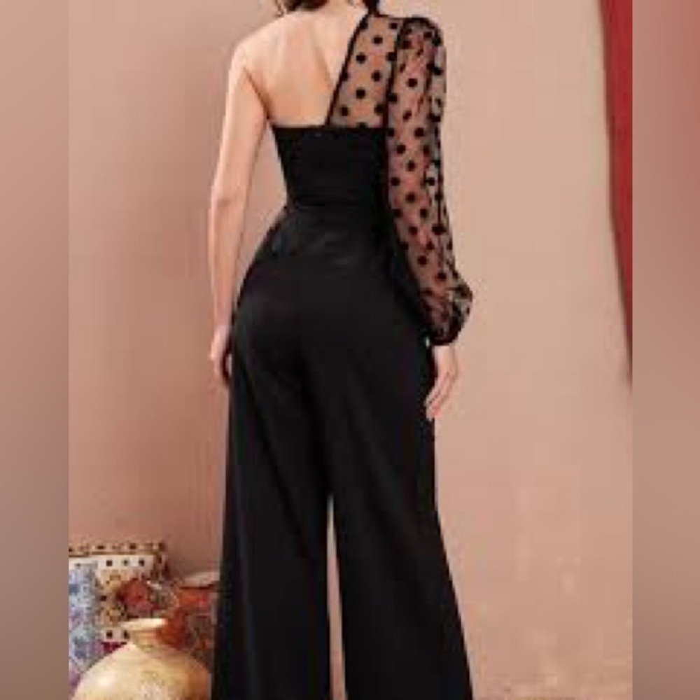 Elegant Black One-Shoulder Polka Dot Pantsuit